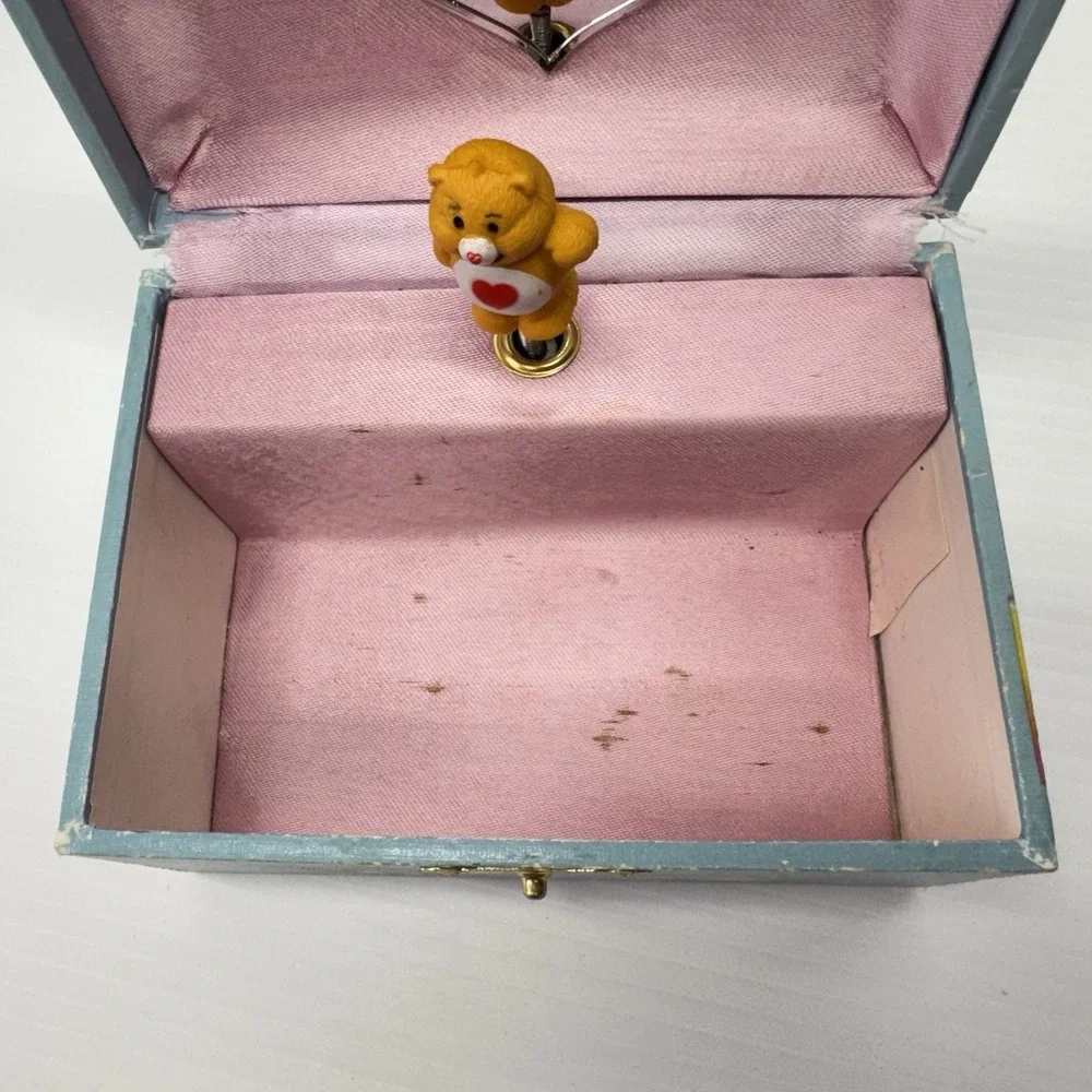 Vintage 1980s Care Bears Musical Jewelry Box Rainbow Heart Mirror RARE HTF WORKS